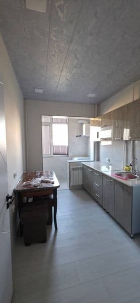 Сдаётся в аренду  3 комнатная 7 этаж  9 этажного дома  ц 13 