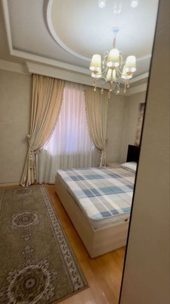 В элитном районе в центре Ташкента сдается квартира <br />
< — фото 4