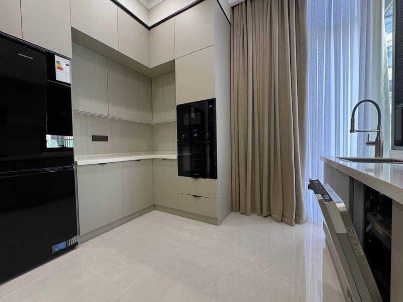 Жилой комплекс: Kazahstan<br />
Комнат: 3<br />
Этаж:9<br /> — фото 4