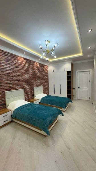 Район : Мирабадский<br />
Адрес : Метро Айбек<br />
<br />
— — фото 2