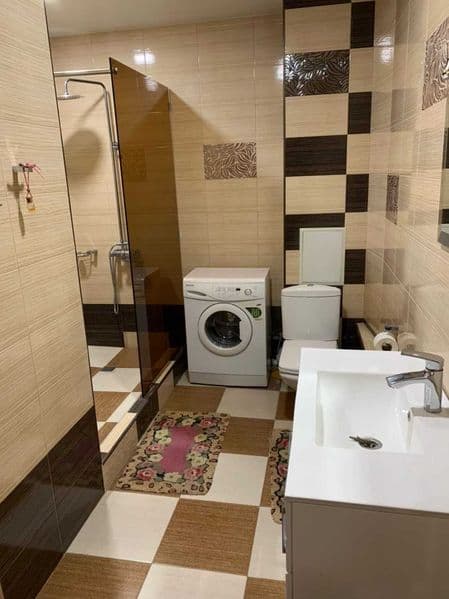 Аренда 1 комнатной квартиры с евро ремонтом<br />
Квартира о