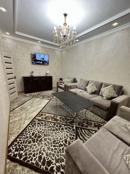 Сдаётся в Аренду 2х комнатная квартира на Карасу-2,на 1м эта — фото 2