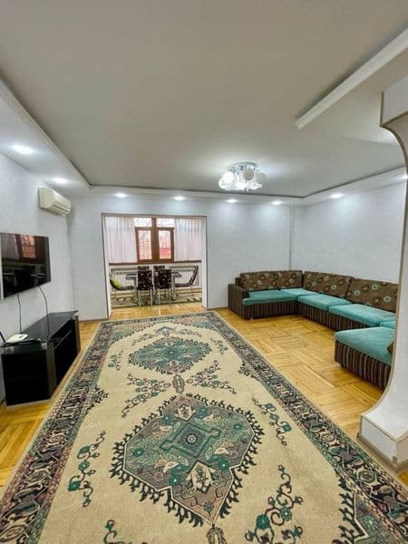 Аренда<br />
<br />
Квартира <br />
4/4/5<br />
80 кв<br />
