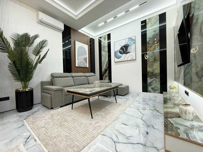 Комнат-3<br />
Этаж-4, 5<br />
Этажность-8<br />
Площадь-71 