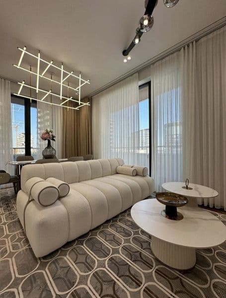 Долгосрочная аренда квартиры 5/6/12 в Местоположение в элитн