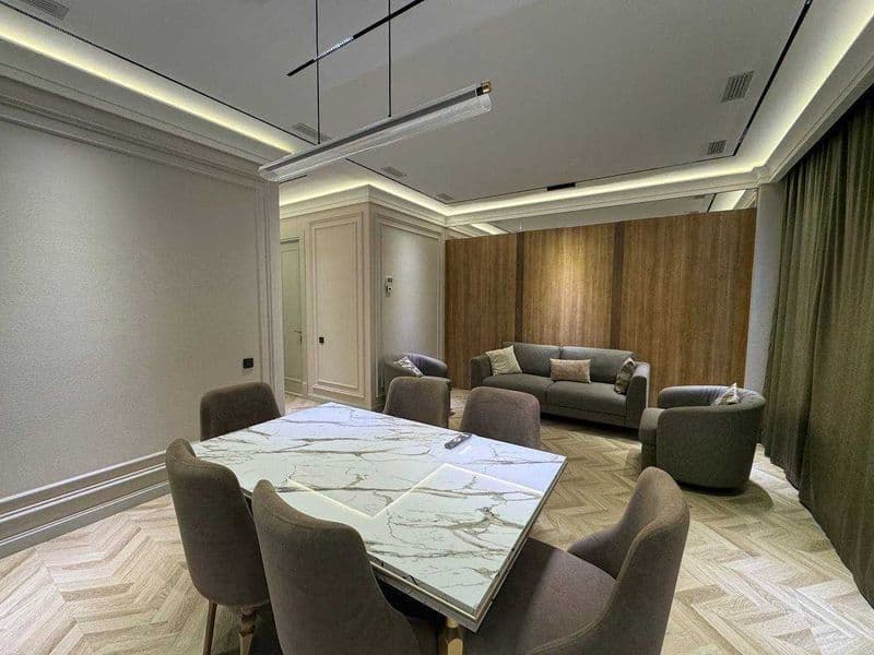 Мирабадский район <br />
Жк Parkwood <br />
3/7/12<br />
80м