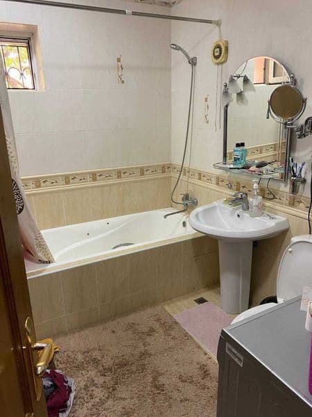 Сдаётся шикарная 3-комнатная квартира в Новостройка<br />
<b — фото 5