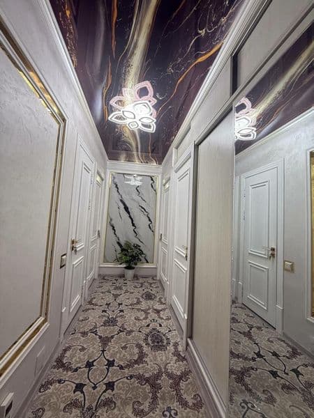 Mirzo Ulug‘bek — Buyuk Ipak Yo‘li Metro stansiyasi yaqinida  — фото 5