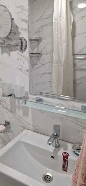 Сдаётся шикарная 2-комнатная квартира в Новостройка<br />
<b — фото 4