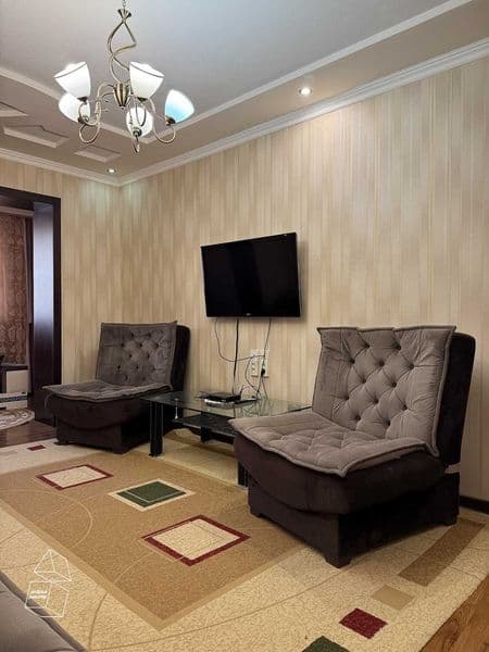 Кирпичный дом 77 серии, 3 спальни, открытый балкон. Уютная к — фото 2