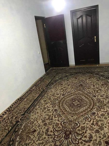 1 ta bola olamiz uqiydigan ishliydigan akuratniy yosh bollar