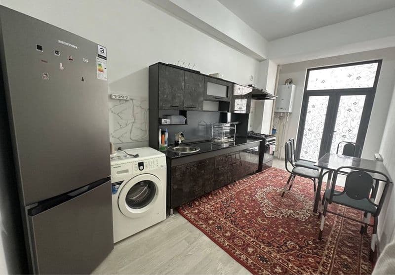 Квартиру сдаётся в аренду на долгосрочный срок на приличные 