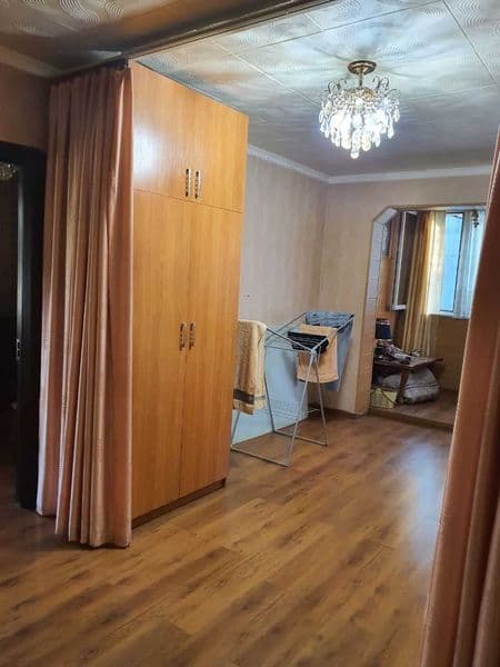 Сдается своя в аренду 2 комнатная, на 2 этаже, балкон 2*6<br — фото 2