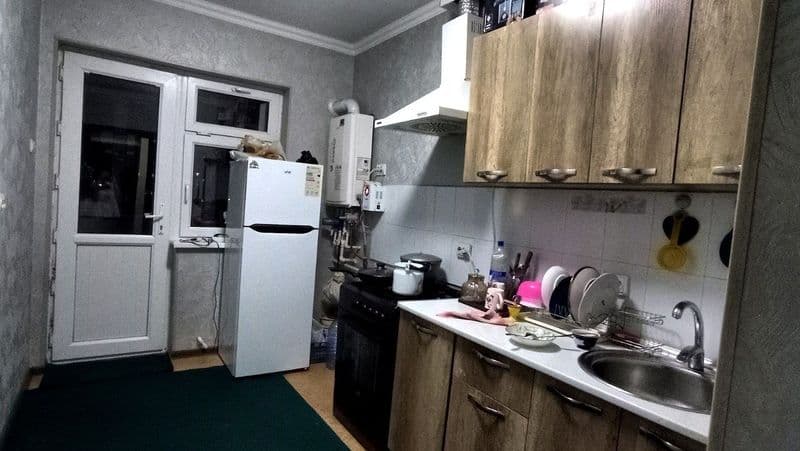 Вот вариант с добавлением и выделением:<br />
<br />
---<br  — фото 4