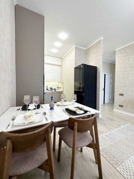 Элитный апартамент:<br />
Район: Мирзо Улугбекисий<br />
Кол — фото 3