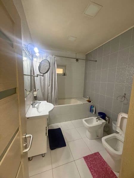 Рядом есть: Метро, Рестораны, кафе, Детский сад, Стоянка, Ос — фото 2