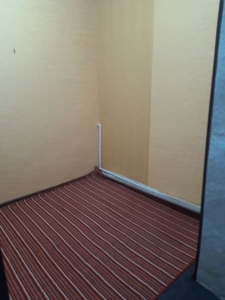 Yunusabot restoranini yonida 1ta hona weriklikka beriladi qi