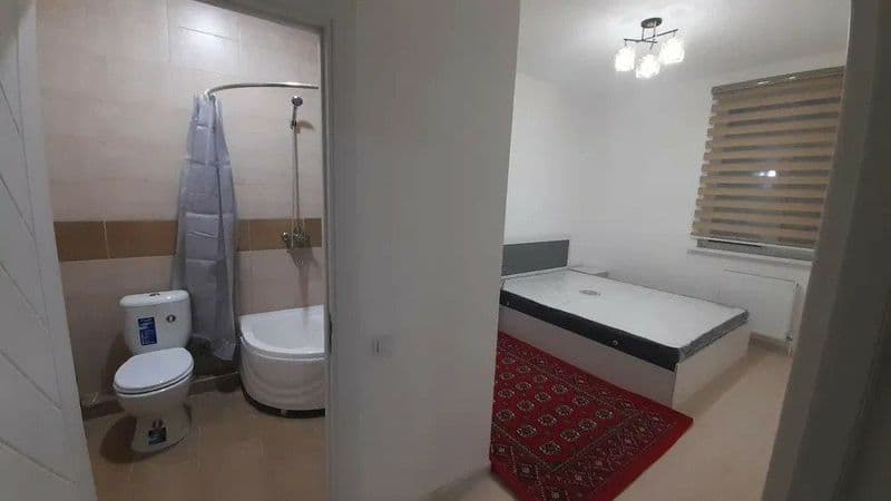 4хонали квартира ижарага берилади. +2 хона соколний этаж. 2т