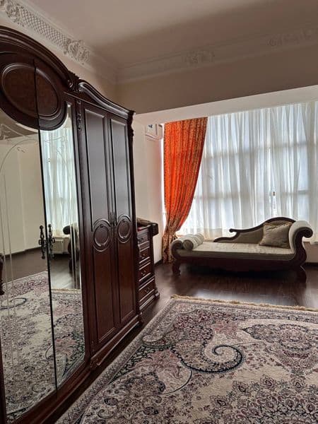 Сдаётся очень красивая 300 квм 5 комнатая квартира с 3 сануз — фото 2