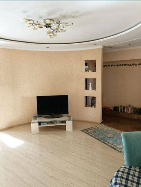 В квартире ест все необходимые стиралка посуда мойка кондици — фото 4