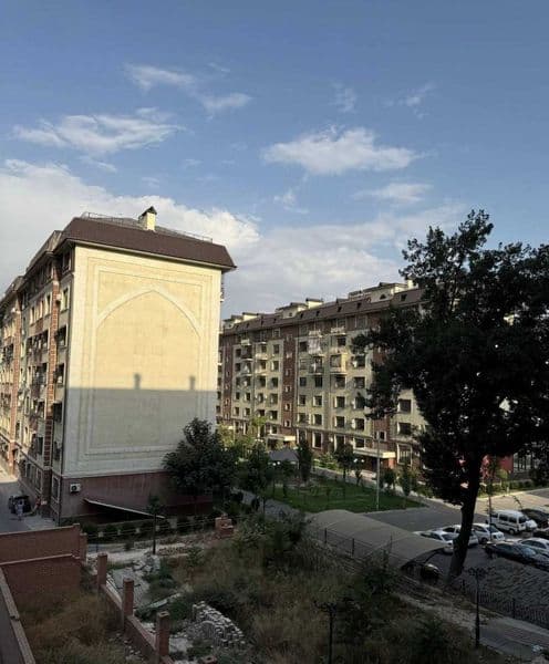 4/4/8  - 1200 у.е  НОВОСТРОЙКА<br />
<br />
Адрес: Ул. Махту