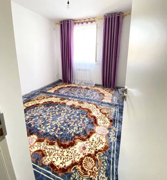 Яшнабод. Узбум. Новастройка<br />
2 хонали уйни 1 хонасига к