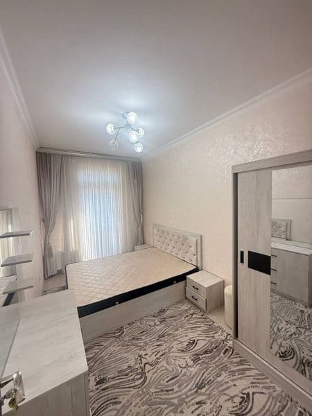 Тошкент шахри Яшнобод тумани Олмос метрога якин жойда жойлаш