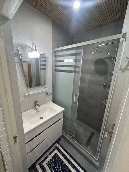 § Сдается в аренду квартира <br />
§ Одна переделанная в дву — фото 3