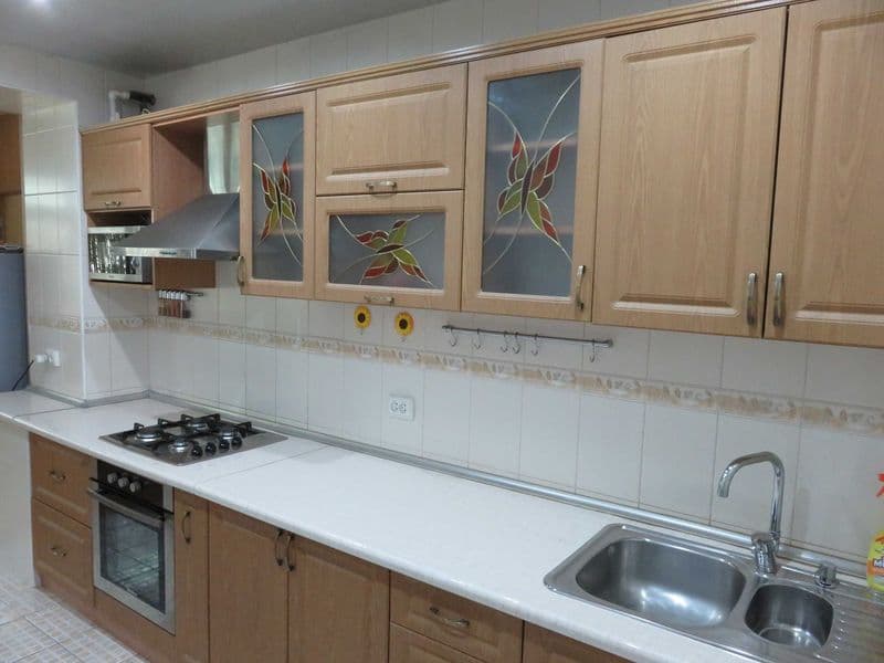 For long-term rent in an elite area 3-room apartment between — фото 4