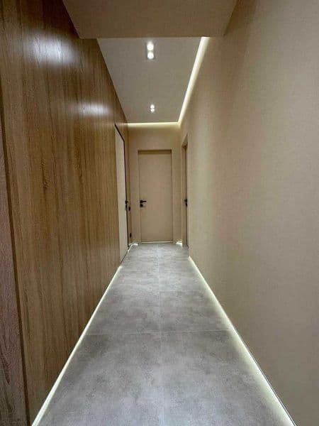 • Район: Мирабад <br />
• Мирабад Авеню<br />
• Комнат: 3<br