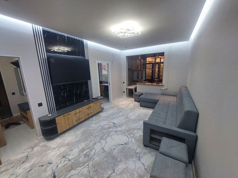 СРОЧНО СДАЁТСЯ 3Х КОМНАТНАЯ КВАРТИРА НА ФЕРУЗА МАССИВЕ <br /