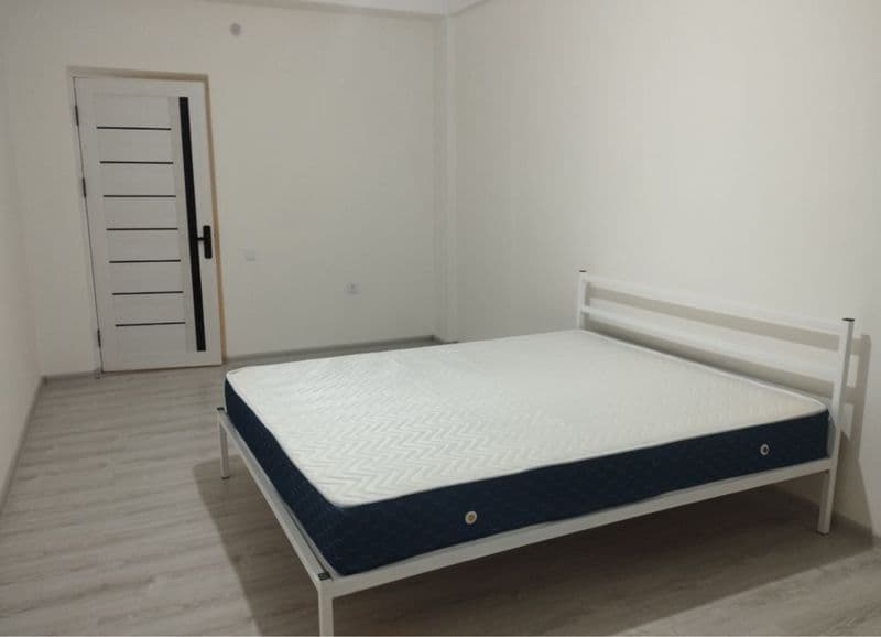 Novza metro<br />
3xona<br />
2-etaj <br />
7-etajka<br />
M