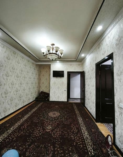 Chilonzor 17 kv 2 xona razdelni LUBBOYIGA srochni xamma shar — фото 2