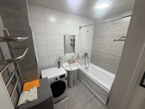 Сдаётся шикарная 3-комнатная квартира в Новостройка<br />
<b — фото 5