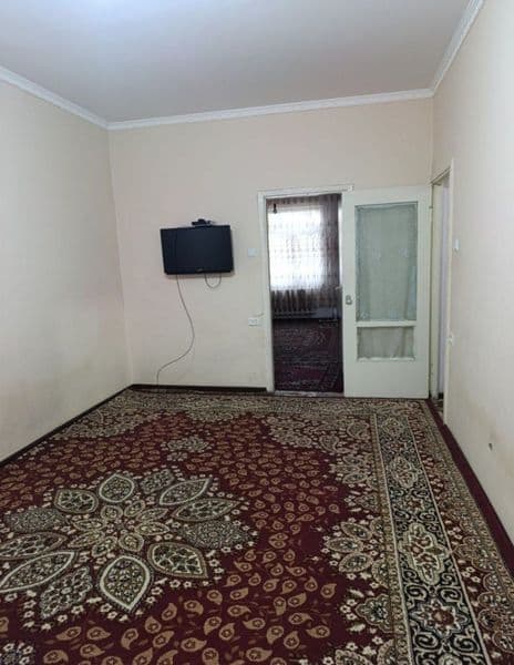 Arenda Chilonzor 20 kvrtl <br />
3 xona<br />
4 ethaj<br />
