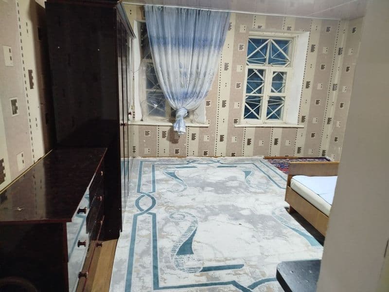 Срочно сдам в аренду дом 1 ком,все условия в доме. Мирабадск