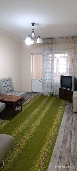 Сдаётся 2/2//5 на массиве Хумоюн, средний ремонт -чистая, с 