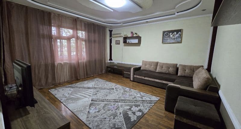 Местонахождение:<br />
Мирабадский район, улица Саида Барака