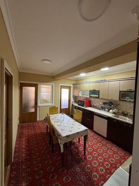 Сдам в долгосрочную аренду квартиру с парковочным  места для