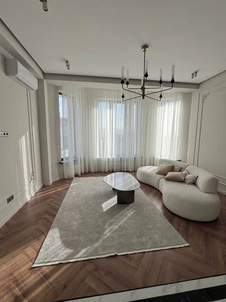 К вашему вниманию рады представить 2 комнатную квартиру на 9