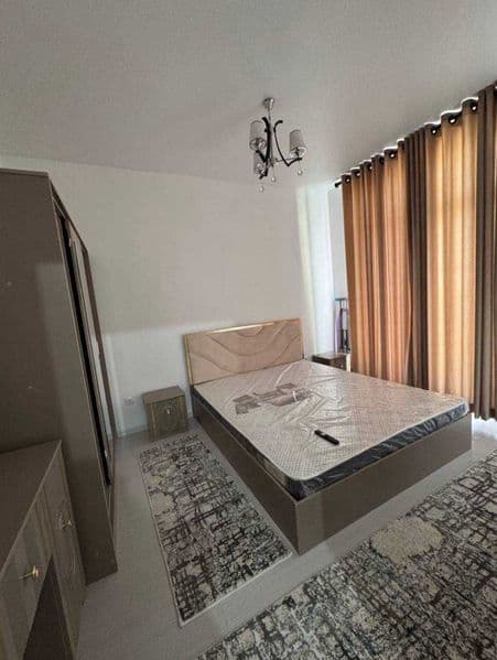 Район: Яшнабадский<br />
Адрес: Олмос махалля<br />
Ориентир