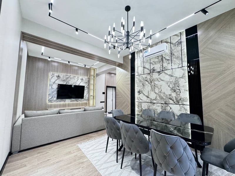 Яккасарайский район<br />
Ул. Чехова <br />
Новостройка<br /