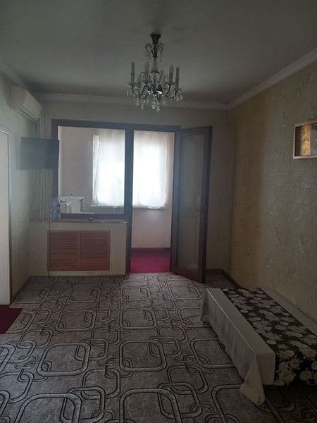 В шаговой доступности школы детский садик супермаркет магази