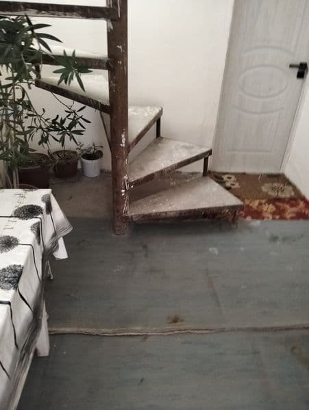 Все удобства есть. Холодильник  есть газ плита есть. — фото 2