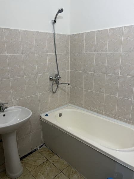 Maktab, Bog’cha, Karzinka, Apteka, Detskaya plashadka, Astan