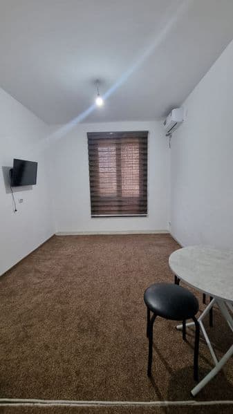 Сдаётся однокомнатная квартира, переделанная в двухкомнатную — фото 2