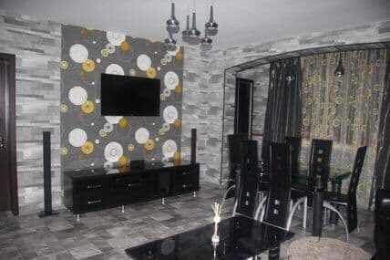 2/4/9 Срочно сдаётся евро квартира в центре города Ориентир 