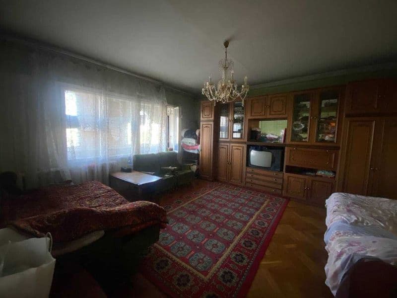 Сдается квартира нам Ойбек и м.Мингурик.Чистый ремонт вся ме