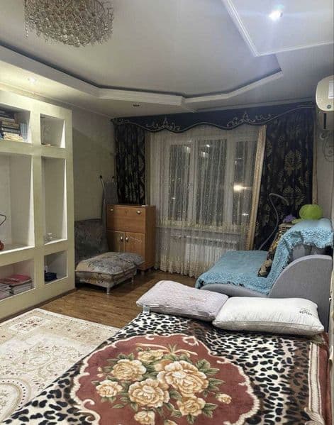 Срочно сдается квартира только для семьи! Квартира укомплект