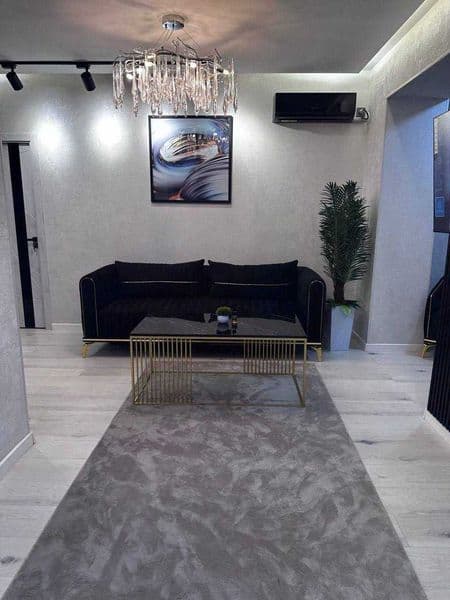 Сдаётся шикарная 3-комнатная квартира в Новостройка<br />
<b — фото 3